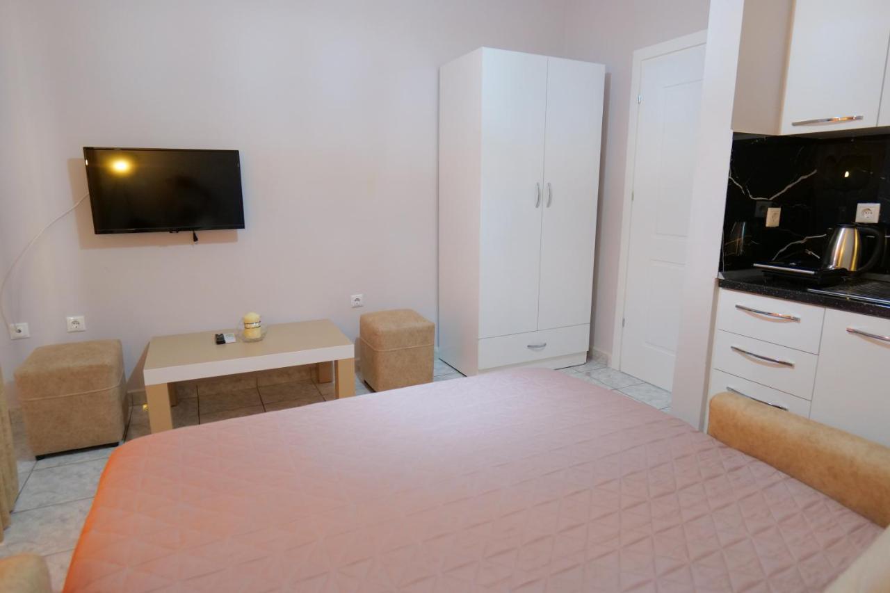 Kosta Apartments Sarande Exterior photo