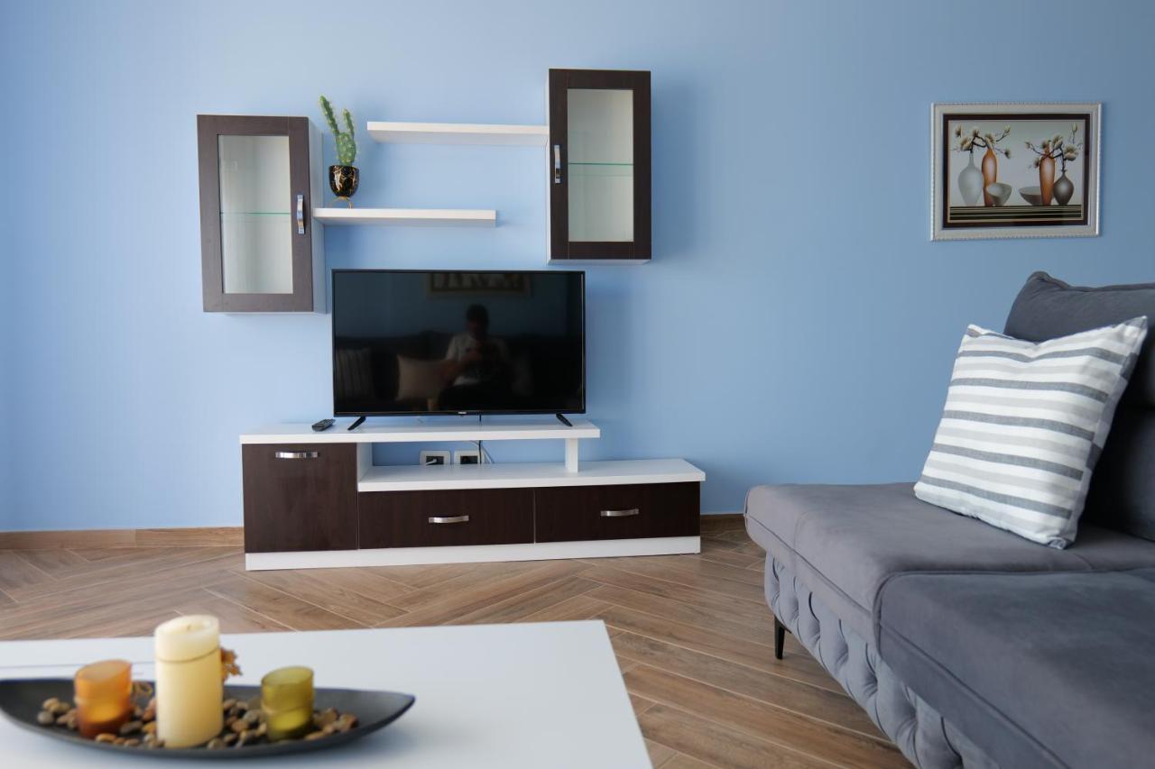 Kosta Apartments Sarande Exterior photo